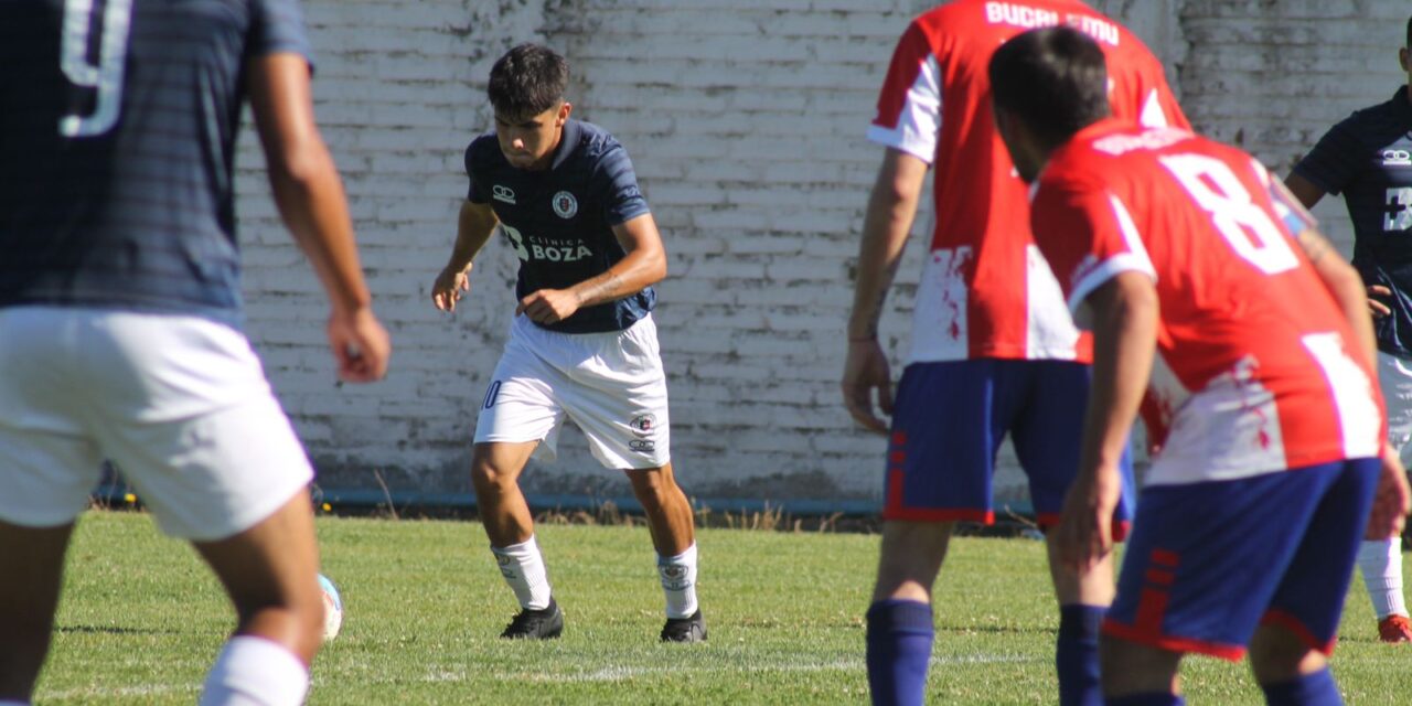 Cadetes de Deportes Santa Cruz se enfrenta con la Selección Adulta de Paredones