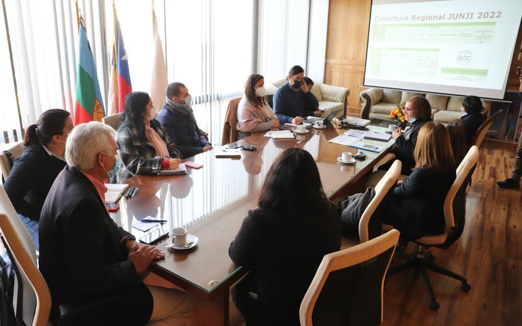 Gobernador Pablo Silva Amaya lidera trabajo colaborativo para agilizar obras detenidas en jardines infantiles