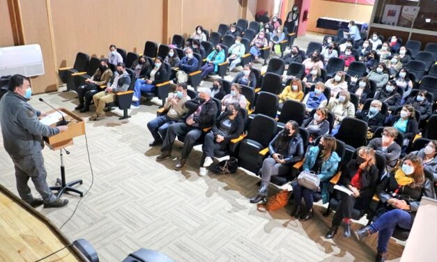 Mujeres emprendedoras de Chépica participaron de capacitación