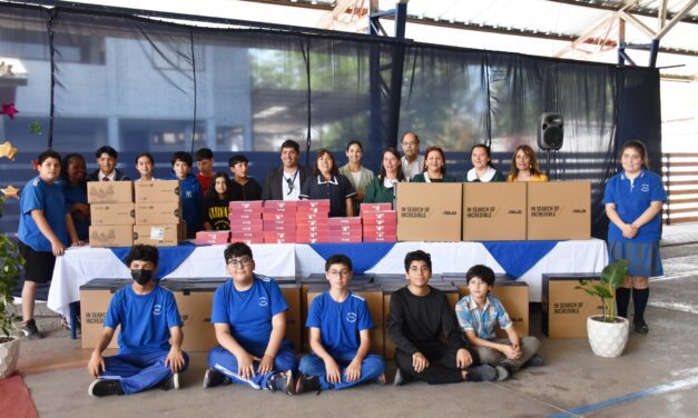 SLEP Colchagua entregó equipamiento tecnológico a Colegio Villa Centinela en el Día de la Educación Pública