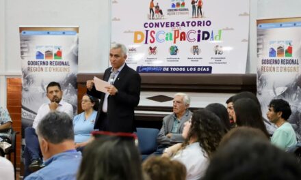 Regional Gobernador Pablo Silva lideró conversatorio sobre discapacidad y anunció línea de financiamiento del Fondo 8% FNDR del Gobierno