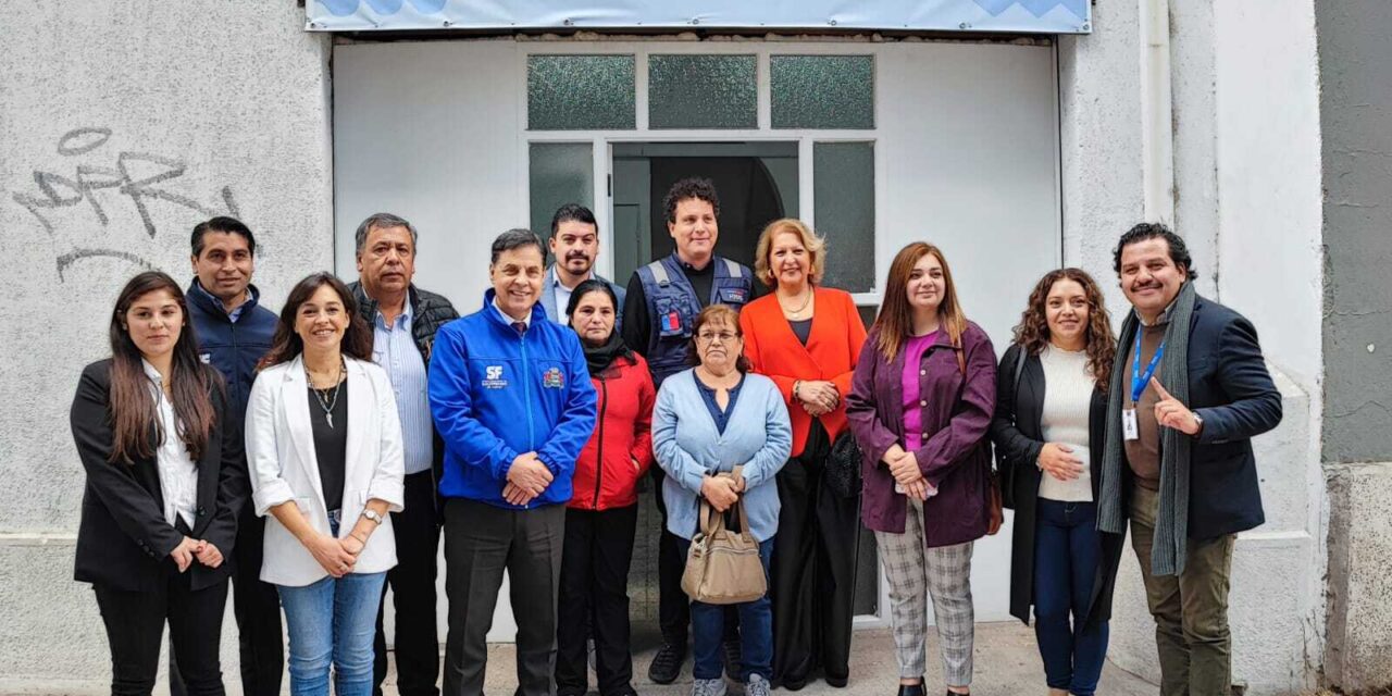 Director Nacional de FOSIS visitó dependencias de EcoMercado Solidario de San Fernando