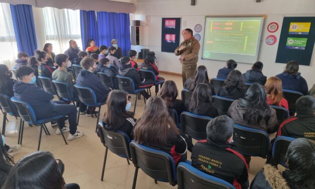 Prefecto de Colchagua dictó charla preventiva a jóvenes de la provincia
