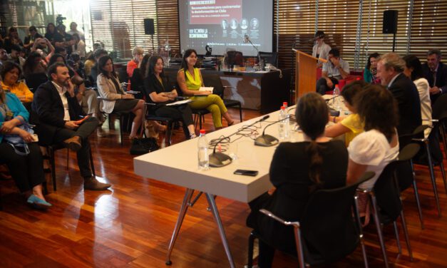 Ministras Vallejo y Etcheverry encabezan seminario sobre el segundo informe de la Comisión Asesora contra la Desinformación