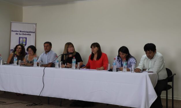Gobierno Regional lidera trabajo en Navidad y La Estrella para apoyar a emprendedores afectados por incendios forestales