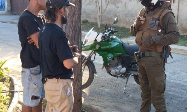 En el marco del Plan “Calles Sin Violencia”: Carabineros detiene a tres personas por órdenes vigentes