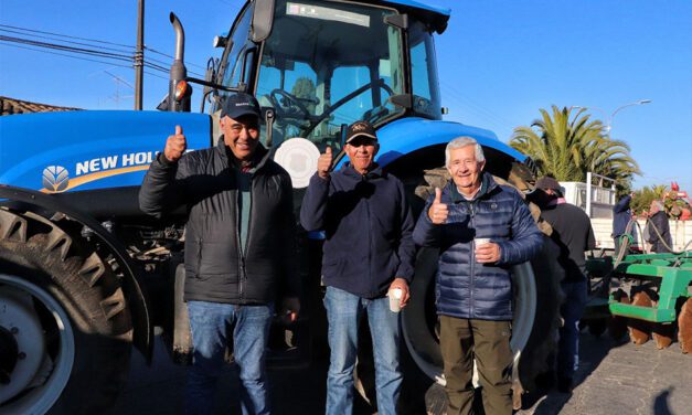 Subsecretaría de Agricultura entrega maquinaria a ocho comunas del secano costero de la región de O’Higgins