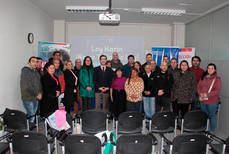 Seremis del Trabajo y de la Mujer conmemoran entrada en vigencia de la Ley Karin junto a la Dirección del Trabajo y organizaciones sindicales