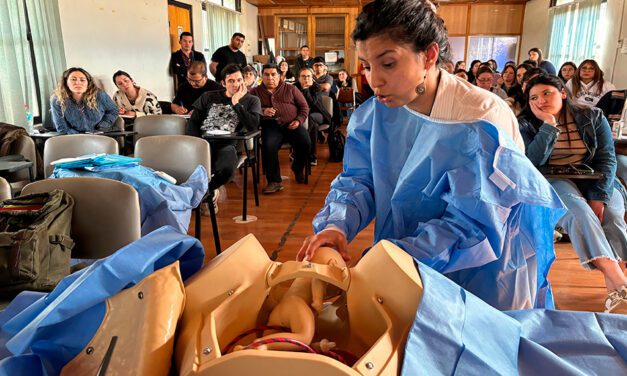 Estandarizan conocimientos en red asistencial sobre parto inminente