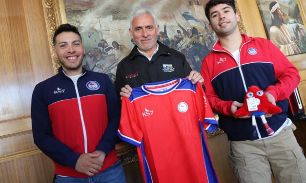 Gobernador Regional recibe a Matías Pino y Nano Moya tras su participación en los Juegos Paralímpicos de París 2024