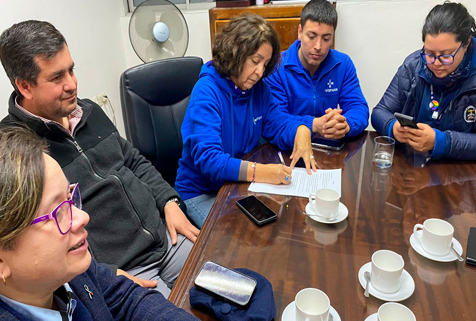 Delegado Presidencial y Seremi de Gobierno mediaron para deponer toma en dirección del Servicio de Salud O’Higgins