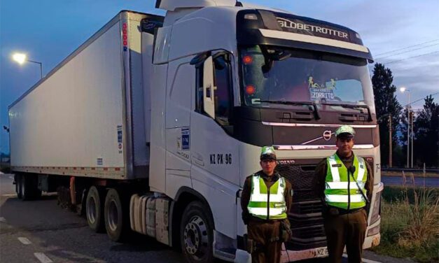 Tenencia Carretera Colchagua: Carabineros frustra robo de un camión con 19 mil kilos de salmón
