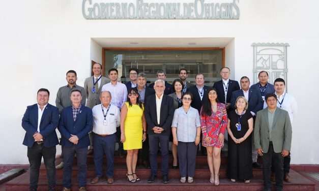 Autoridades electas y reelectas participan en la primera sesión plenaria del nuevo Consejo Regional