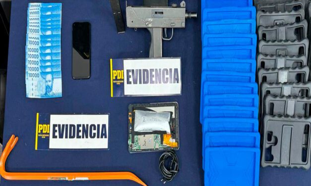 PDI esclarece robo a escuela de Quinta de Tilcoco, y marco del mismo caso, incauta una subametralladora en Ñuñoa