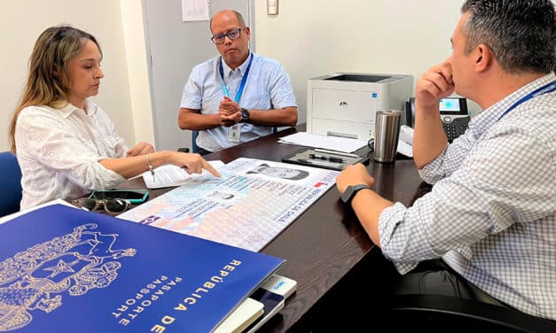 Diputada Carla Morales plantea inquietudes al director regional del Registro Civil  por fallas en sistema de cédulas de identidad