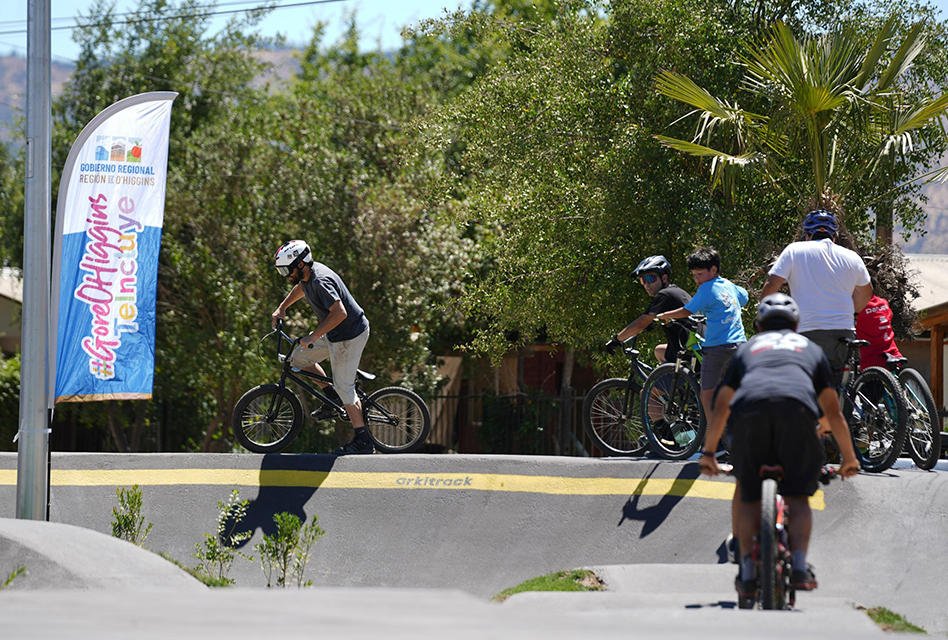 En Lolol se inauguró el primer pump track público de la región de O´Higgins