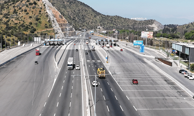 MOP activa plan de contingencia ante masiva salida de vehículos por primer fin de semana largo del año.