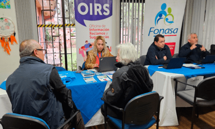 Centro Arrebol realiza exitosa Feria de Servicios para cuidadores y personas con demencia en Rancagua