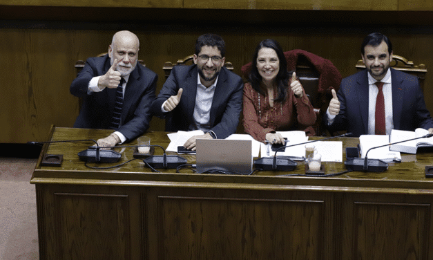 Senado aprueba y despacha a ley reajuste del salario mínimo: aumentará en forma escalonada a $529.000 y a $539.000 en enero de 2026