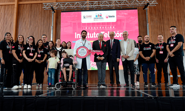 Gobierno Regional inaugura y entrega oficialmente las llaves del nuevo instituto a Teletón