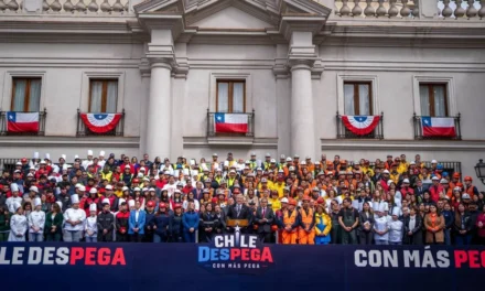 Santa Cruz invertirá fondos de Chile Despega en sedes sociales, veredas, canchas y plazas, con más de 60 empleos proyectados